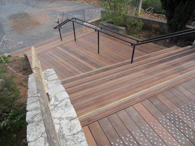 TERRASSE ESCALIER IPE A BRAS PRES DE BRIGNOLES DANS LE VAR