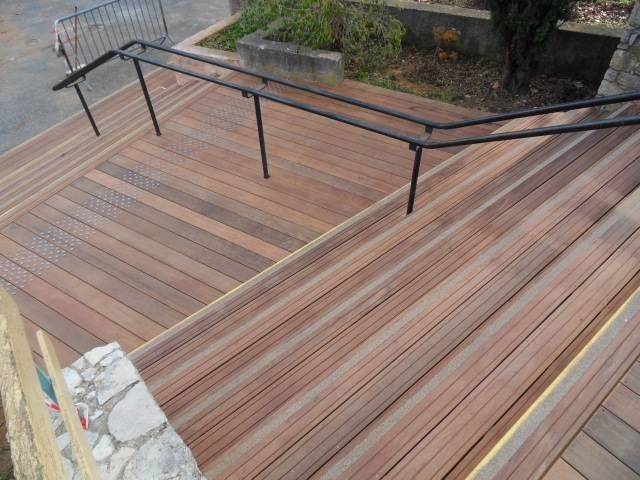 TERRASSE ESCALIER IPE A BRAS DANS LE VAR