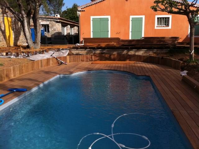 PARQUET EXTERIEUR A SAINT MAXIMIN LA SAINTE BAUME