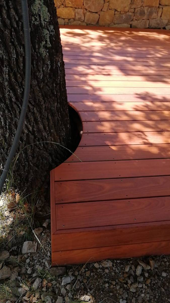 TERRASSE LAMES DE PADOUK A REGUSSE DANS LE VAR 