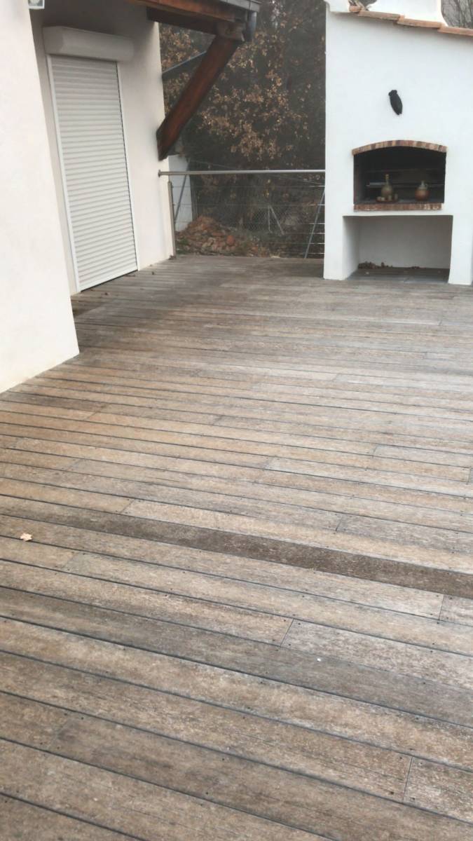 NETTOYER SA TERRASSE EN BOIS