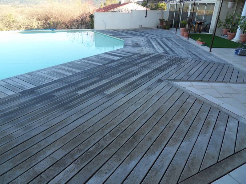 NETTOYER SA TERRASSE EN BOIS