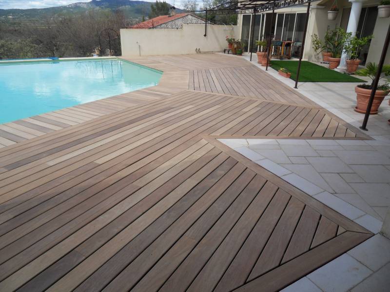 NETTOYER SA TERRASSE EN BOIS