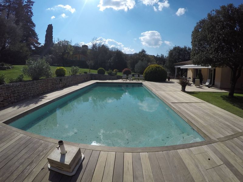 NETTOYAGE TERRASSE DANS LE VAR