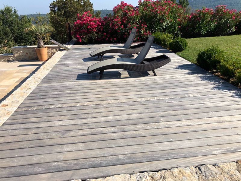 TERRASSE BOIS LAME IPE GRISE - SALERNES (VAR)