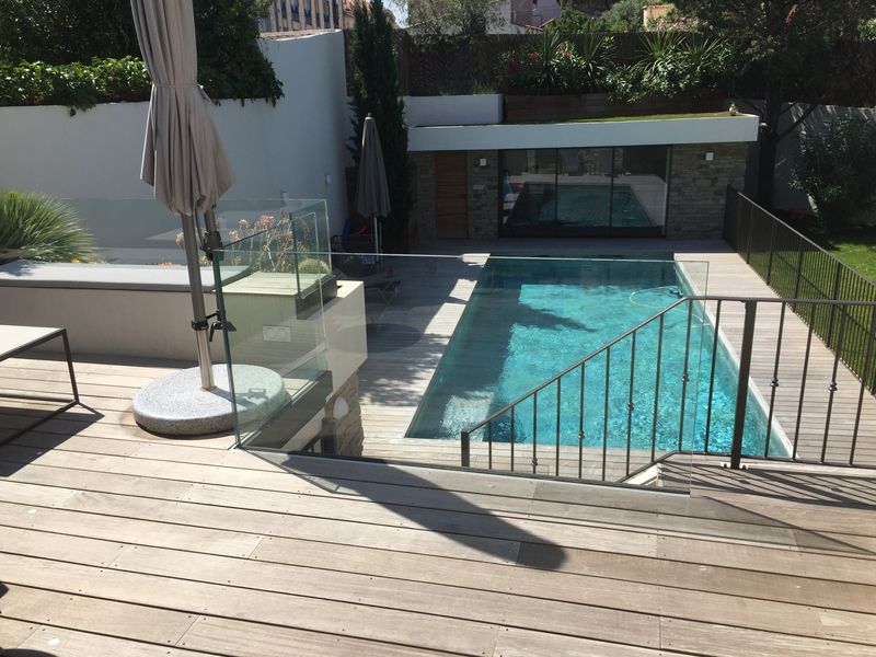 TERRASSE BOIS DANS LE VAR