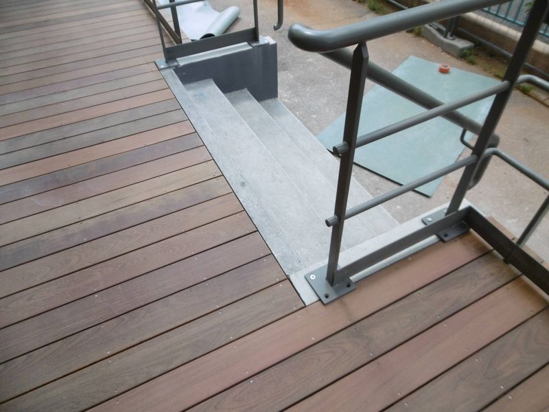 TERRASSE BOIS LAME IPE A DRAGUIGNAN DANS LE VAR