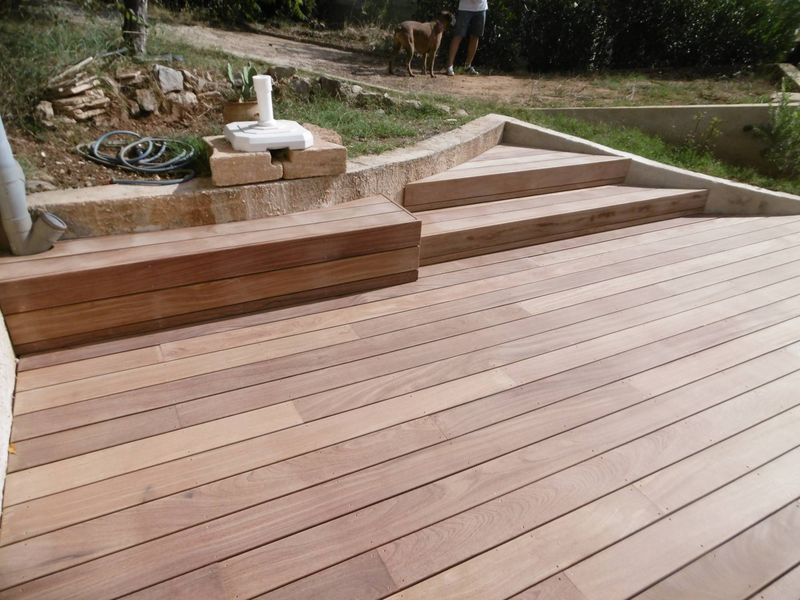 TERRASSE BOIS LAME CUMARU ALTERNATIVE A L'IPE DANS LE  VAR ET BOUCHES DU RHONE
