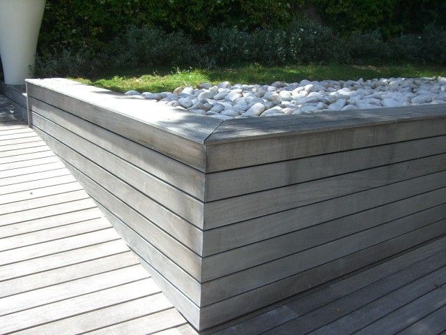 HABILLAGE VERTICAL DE MUR