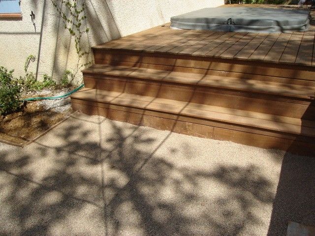 ESCALIER A ARTIGUES DANS LE VAR