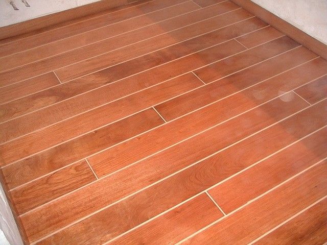 JATOBA PONT DE BATEAU A BRAS PROCHE DE ST MAXIMIN 