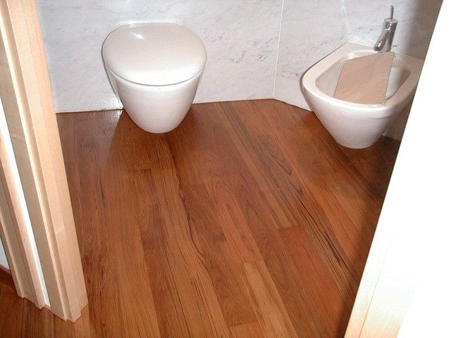 REALISATION DE PARQUETS MASSIFS EN TECK A SANARY SUR MER DANS LE VAR