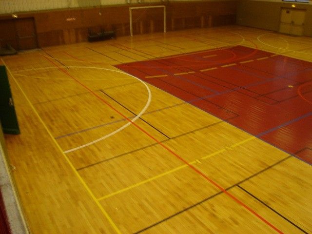 REALISATION DE LA RENOVATION D'UNE SALLE DE SPORT