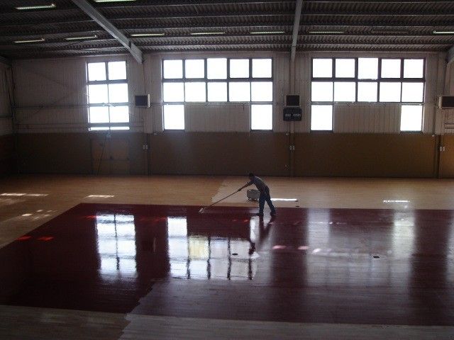 REALISATION DE LA VITRIFICATION D'UNE SALLE DE SPORT