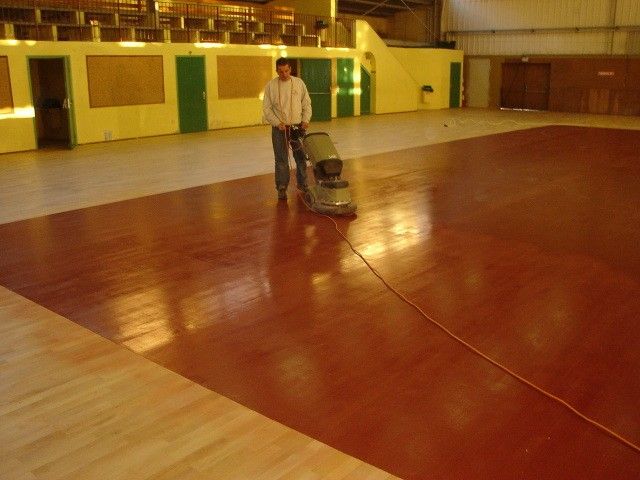 REALISATION DE LA RENOVATION D'UNE SALLE DE SPORT