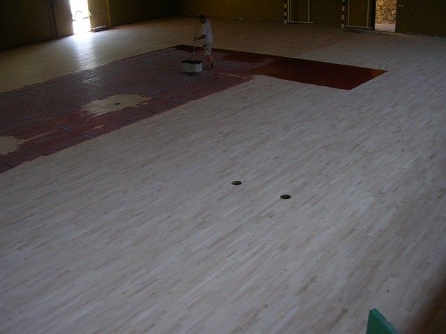 REFECTION ET RENOVATION D'UNE SALLE DE SPORT A PIERREFEU DANS LE VAR