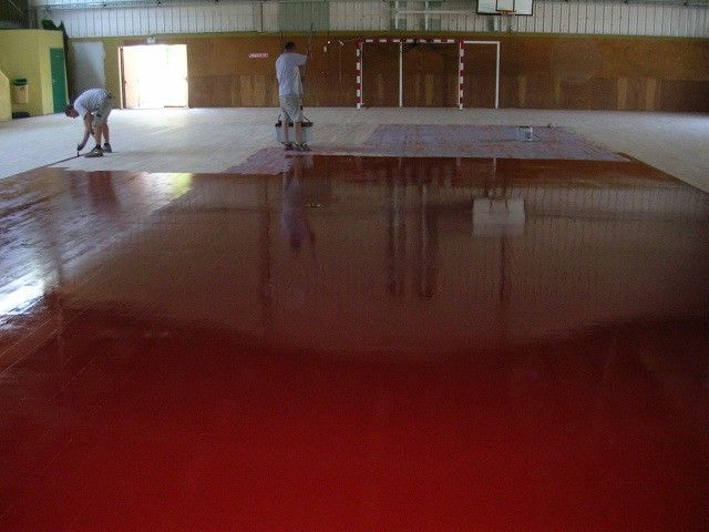 REFECTION ET RENOVATION D'UNE SALLE DE SPORT A PIERREFEU DANS LE VAR