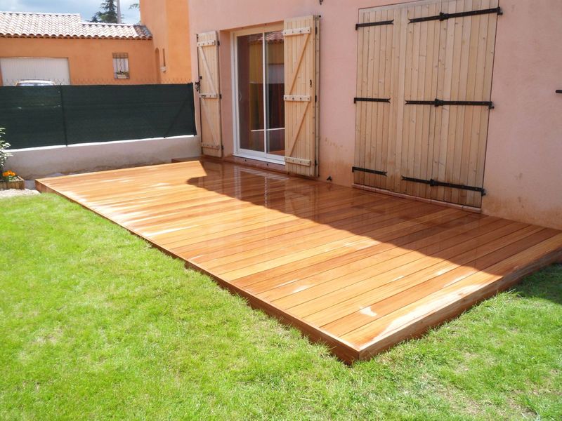 TERRASSE BOIS LAME CUMARU DANS LE VAR 