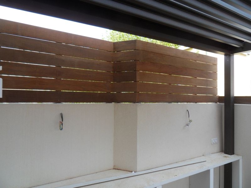 BRISE VUE CLAUSTRAS EN IPE A LORGUES PROCHE DE DRAGUIGNAN