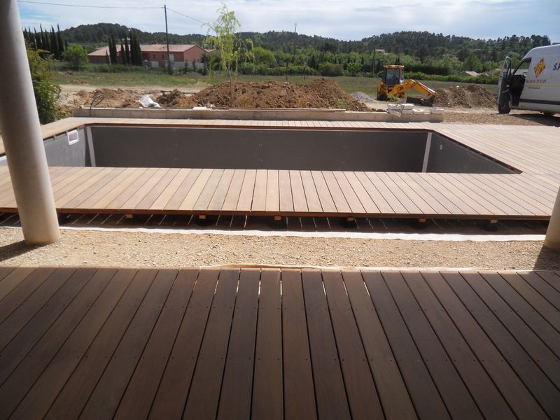 PLAGE PISCINE DANS LE HAUT VAR