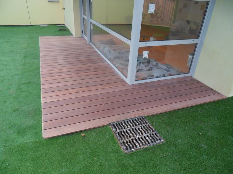 TERRASSE BOIS CUMARU DANS LE VAR