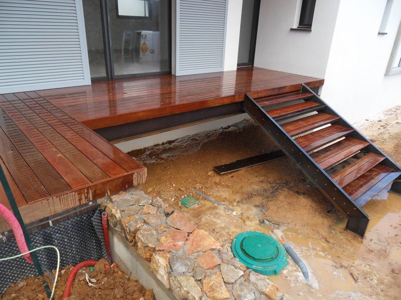 TERRASSE BOIS IPE DANS LE VAR