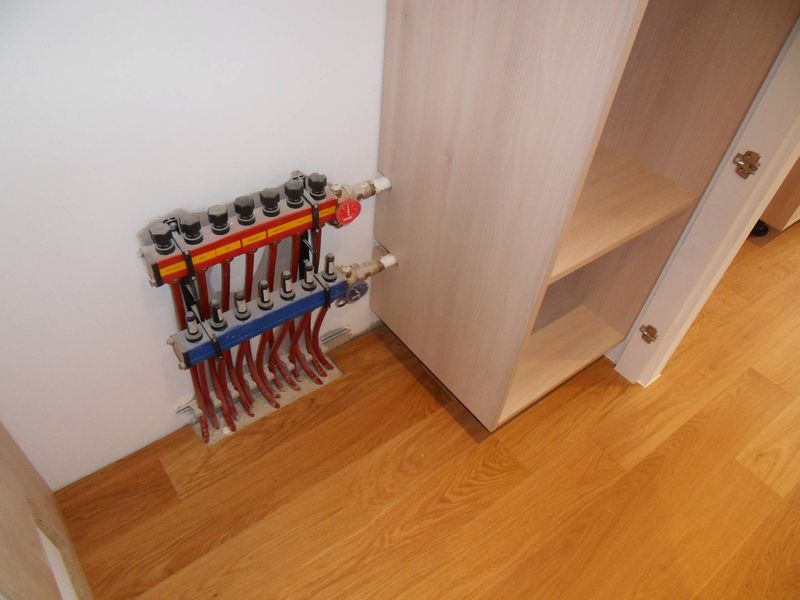 PARQUET COLLE CHENE A TRETS 