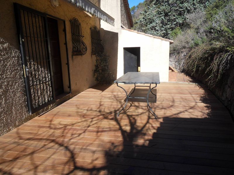 TERRASSE IPE DANS LE  VAR