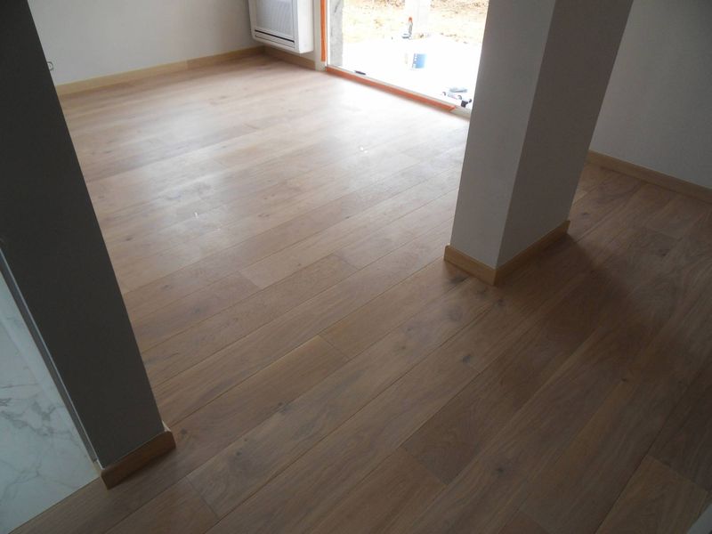 PARQUET CHENE A MONTFORT SUR ARGENS